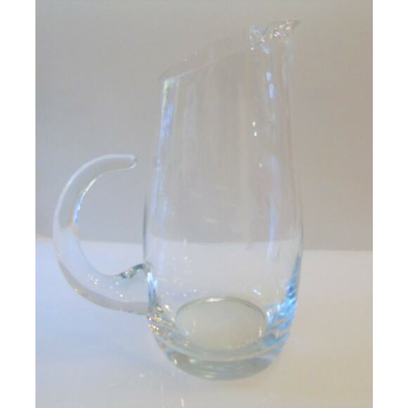 Glass Serving Pitcher 54oz Slant Top Ruffle Spout Open Handle Floral Etch Vtg - Picture 3 of 5